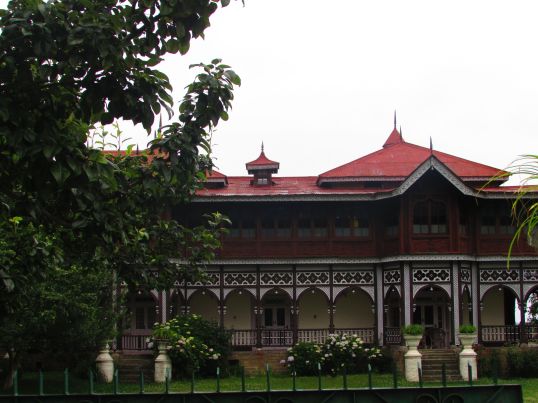 Shanti Kunj Palace.