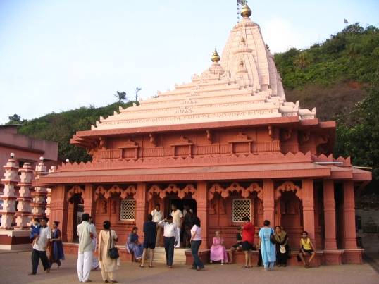 Ganpatipule temple. Source: Wikipedia
